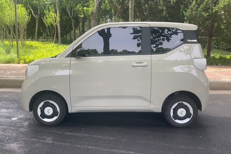 Used Wuling Hongguang MINIEV 2024 3rd Generation 215km Youth Edition Exterior 2