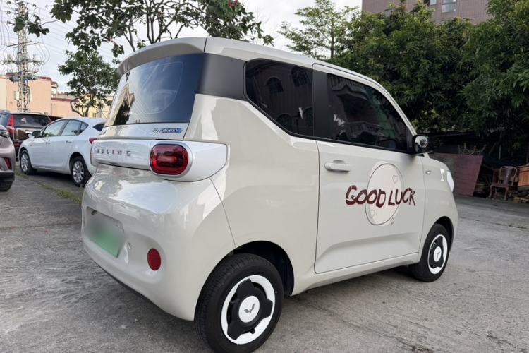 Used Wuling Hongguang MINIEV 2024 3rd Generation 215km Youth Edition Exterior 2