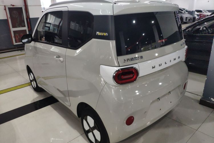 Used Wuling Hongguang MINIEV 2024 3rd Generation 215km Advanced Version Exterior 2