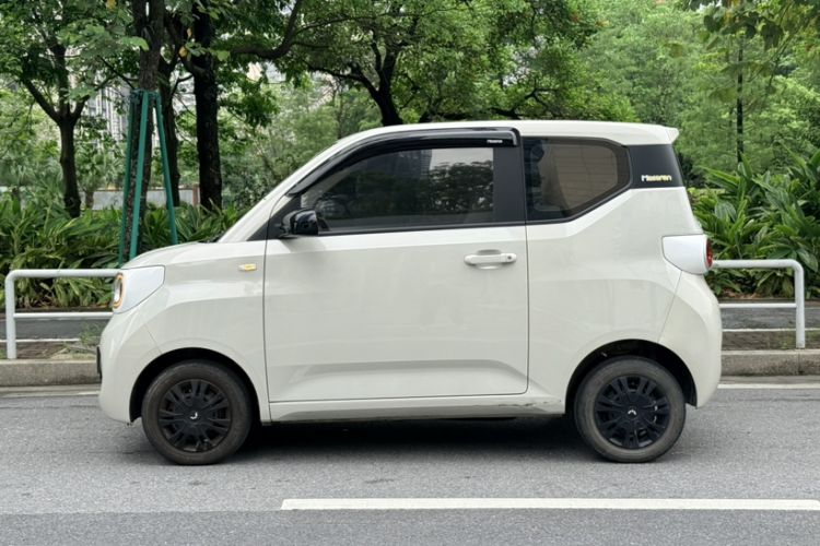 Used Wuling Hongguang MINIEV 2024 3rd Generation 215km Youth Edition Exterior 2