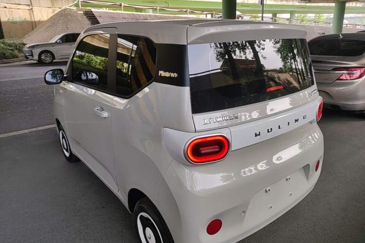 Used Wuling Hongguang MINIEV 2024 3rd Generation 215km Youth Edition Exterior 2
