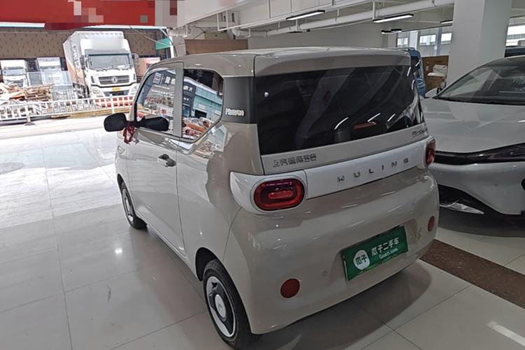 Used Wuling Hongguang MINIEV 2024 3rd Generation 215km Youth Edition Exterior 2