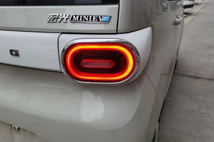 Used Wuling Hongguang MINIEV 2024 3rd Generation 215km Advanced Version Exterior 3