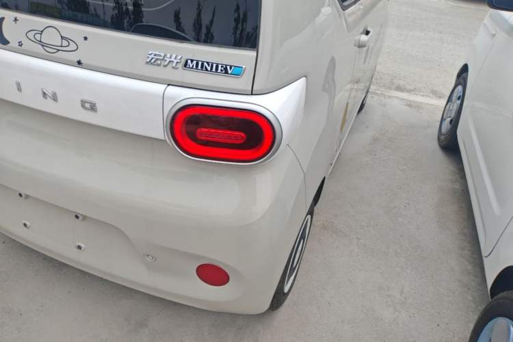 Used Wuling Hongguang MINIEV 2024 3rd Generation 215km Youth Edition Exterior 3
