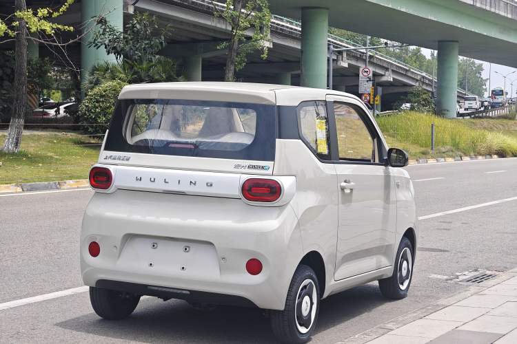 Used Wuling Hongguang MINIEV 2024 3rd Generation 215km Youth Edition Exterior 3