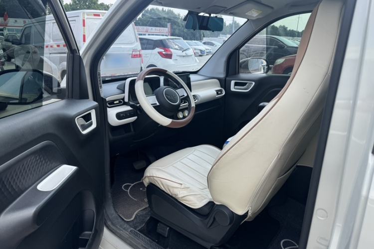 Used Wuling Hongguang MINIEV 2024 3rd Generation 215km Advanced Version Exterior 3