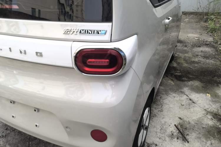 Used Wuling Hongguang MINIEV 2024 3rd Generation 215km Advanced Version Exterior 3