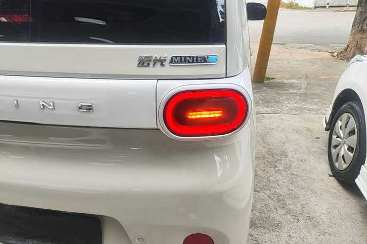 Used Wuling Hongguang MINIEV 2024 3rd Generation 215km Youth Edition Exterior 3