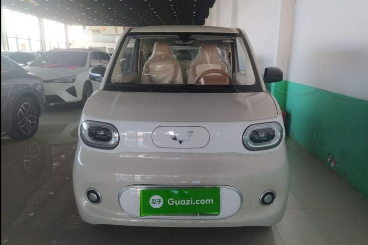 Used Wuling Hongguang MINIEV 2024 3rd Generation 215km Youth Edition Exterior 3