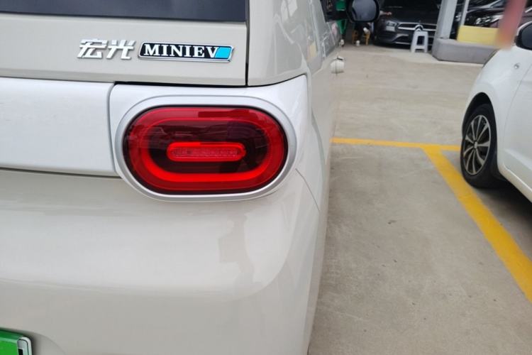 Used Wuling Hongguang MINIEV 2024 3rd Generation 215km Youth Edition Exterior 3