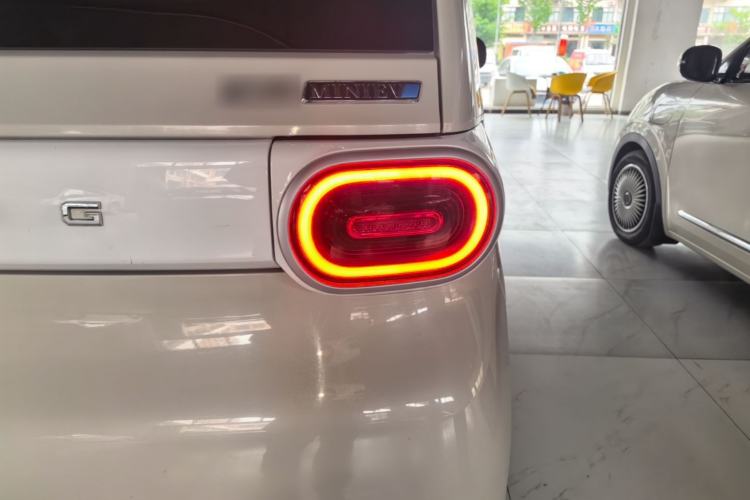Used Wuling Hongguang MINIEV 2024 3rd Generation 215km Youth Edition Exterior 3