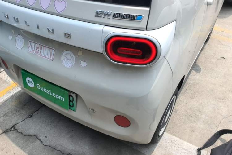 Used Wuling Hongguang MINIEV 2024 3rd Generation 215km Youth Edition Exterior 3