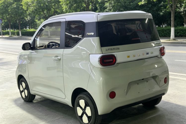 Used Wuling Hongguang MINIEV 2024 3rd Generation 215km Advanced Version Exterior 3