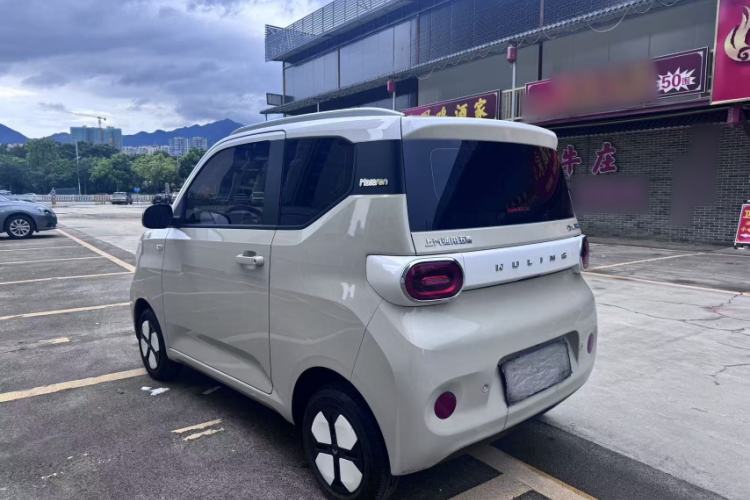 Used Wuling Hongguang MINIEV 2024 3rd Generation 215km Advanced Version Exterior 4