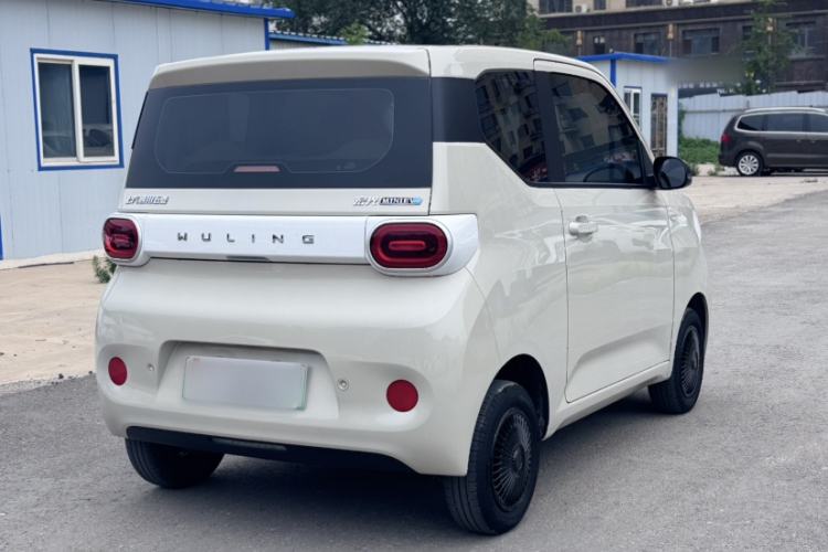 Used Wuling Hongguang MINIEV 2024 3rd Generation 215km Youth Edition Exterior 4