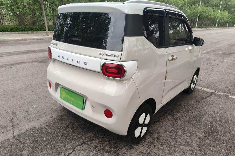 Used Wuling Hongguang MINIEV 2024 3rd Generation 215km Advanced Version Exterior 4