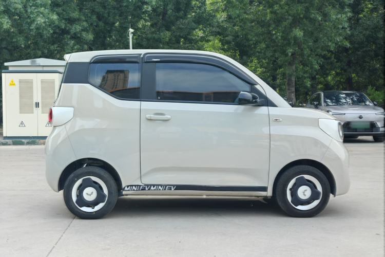 Used Wuling Hongguang MINIEV 2024 3rd Generation 215km Youth Edition Exterior 4