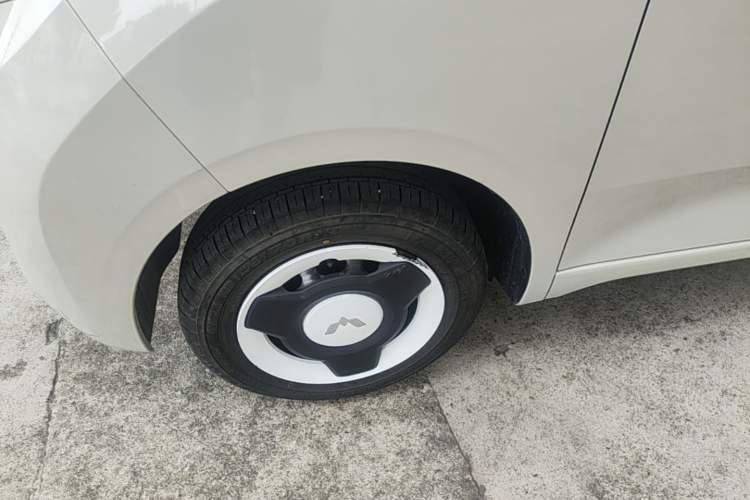 Used Wuling Hongguang MINIEV 2024 3rd Generation 215km Youth Edition Exterior 4