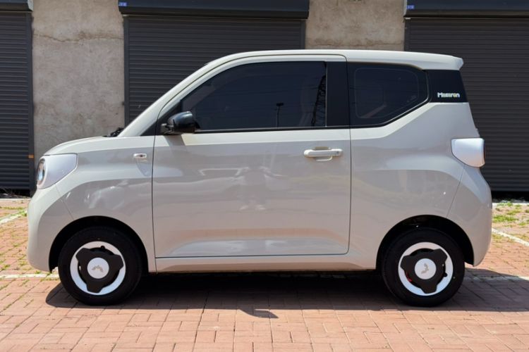 Used Wuling Hongguang MINIEV 2024 3rd Generation 215km Youth Edition Exterior 4