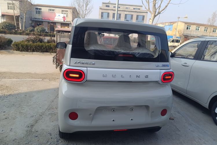 Used Wuling Hongguang MINIEV 2024 3rd Generation 215km Youth Edition Exterior 4
