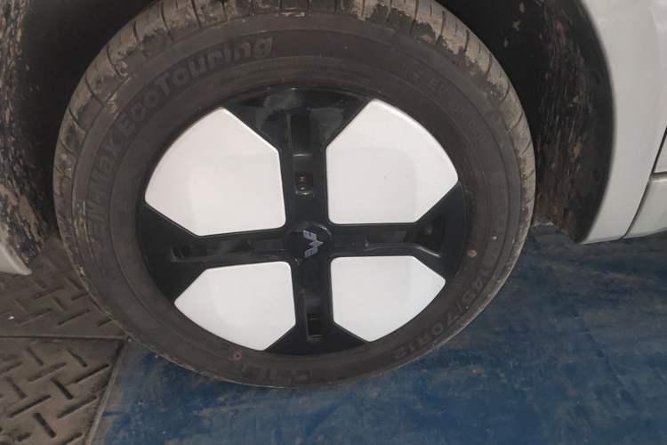 Used Wuling Hongguang MINIEV 2024 3rd Generation 215km Youth Edition Exterior 4