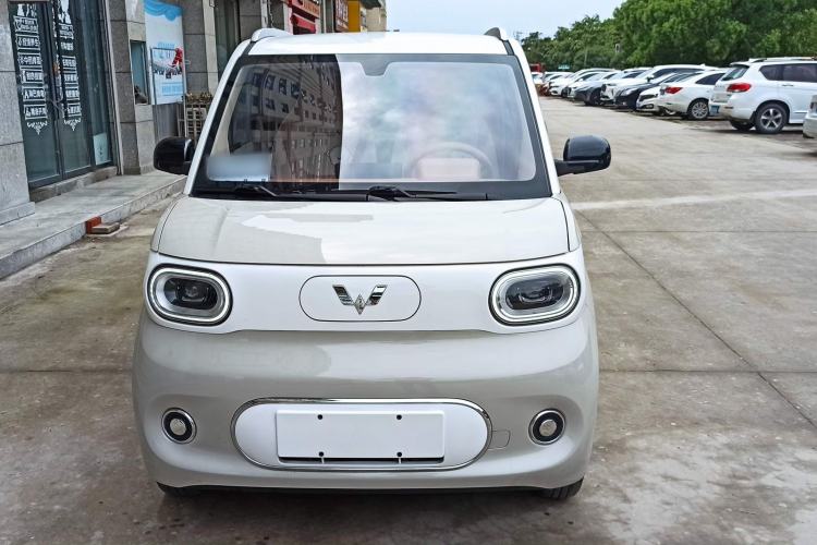 Used Wuling Hongguang MINIEV 2024 3rd Generation 215km Advanced Version Exterior 4