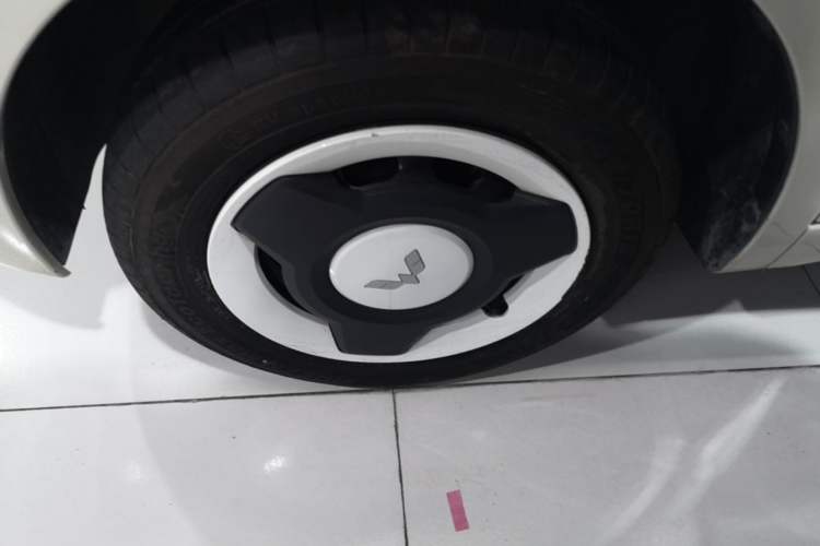 Used Wuling Hongguang MINIEV 2024 3rd Generation 215km Youth Edition Exterior 4