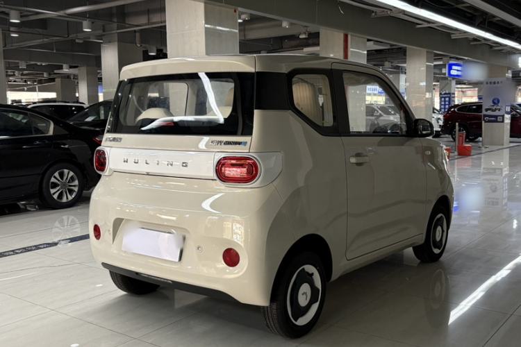 Used Wuling Hongguang MINIEV 2024 3rd Generation 215km Youth Edition Exterior 4