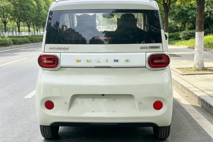 Used Wuling Hongguang MINIEV 2024 3rd Generation 215km Advanced Version Exterior 4