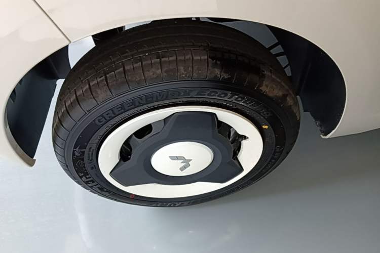 Used Wuling Hongguang MINIEV 2024 3rd Generation 215km Youth Edition Exterior 5