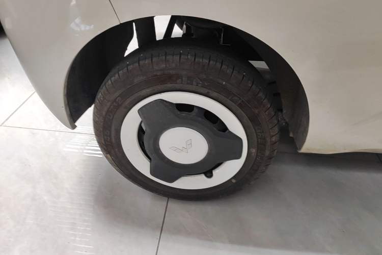 Used Wuling Hongguang MINIEV 2024 3rd Generation 215km Youth Edition Exterior 5