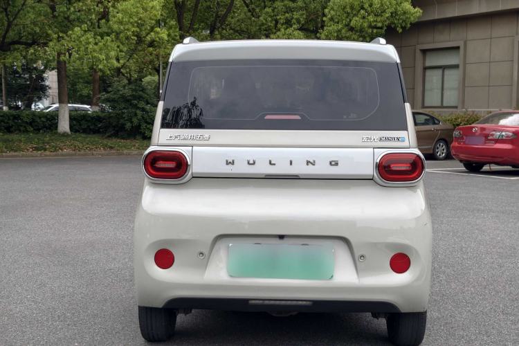 Used Wuling Hongguang MINIEV 2024 3rd Generation 215km Advanced Version Exterior 5