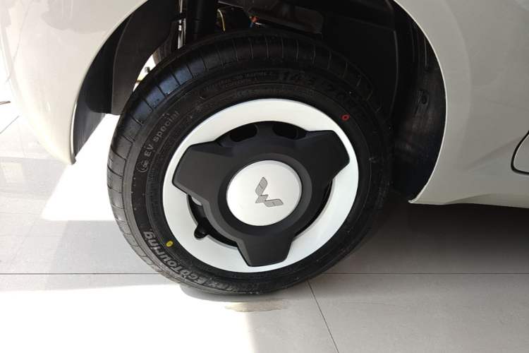 Used Wuling Hongguang MINIEV 2024 3rd Generation 215km Youth Edition Exterior 5