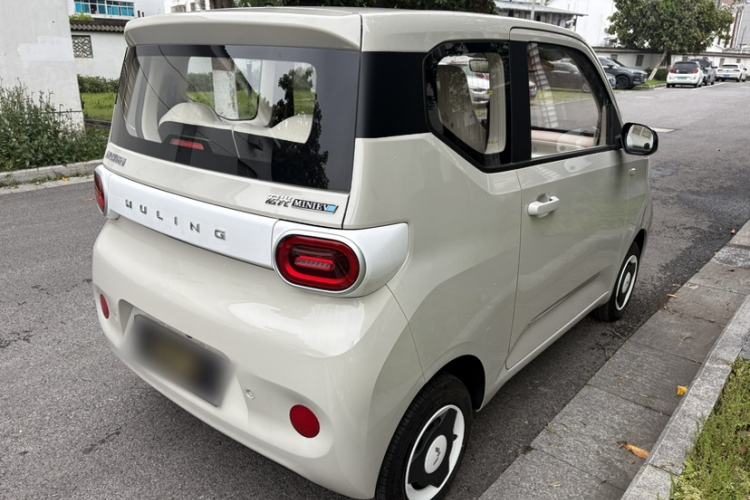 Used Wuling Hongguang MINIEV 2024 3rd Generation 215km Youth Edition Exterior 5