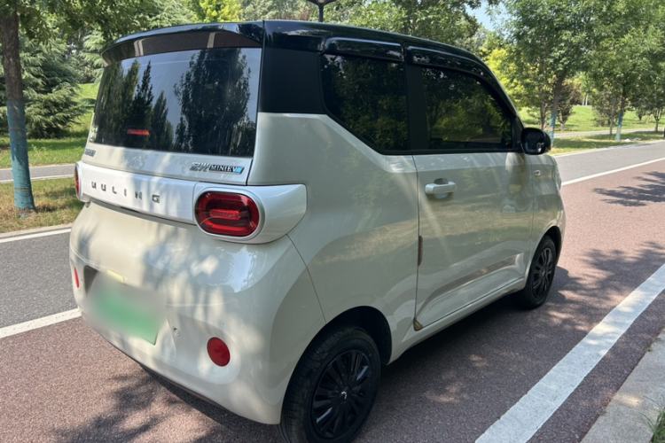 Used Wuling Hongguang MINIEV 2024 3rd Generation 215km Youth Edition Exterior 5