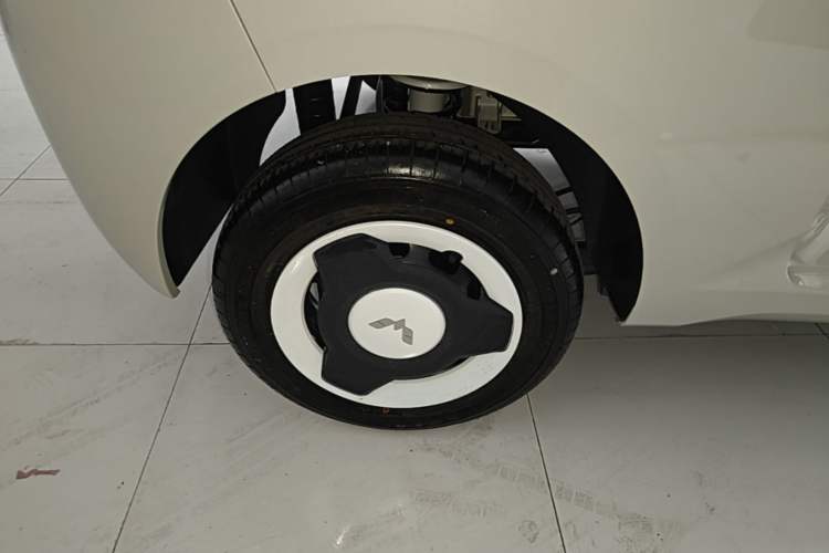Used Wuling Hongguang MINIEV 2024 3rd Generation 215km Youth Edition Exterior 5