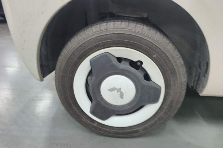 Used Wuling Hongguang MINIEV 2024 3rd Generation 215km Youth Edition Exterior 5