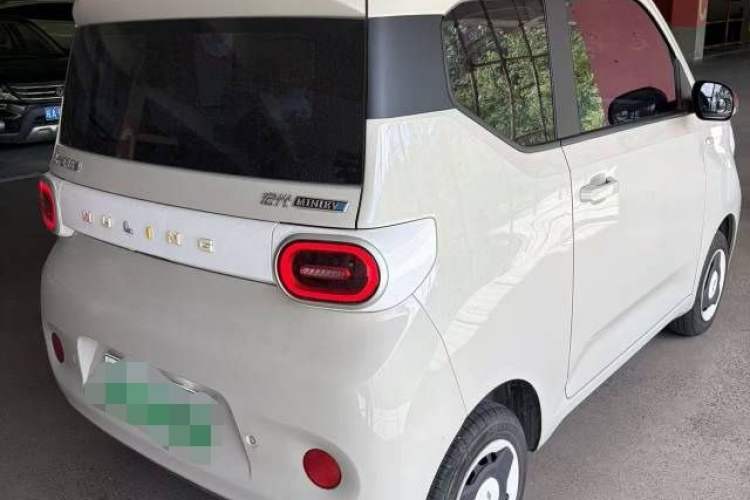 Used Wuling Hongguang MINIEV 2024 3rd Generation 215km Youth Edition Exterior 5