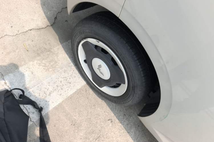 Used Wuling Hongguang MINIEV 2024 3rd Generation 215km Youth Edition Exterior 5