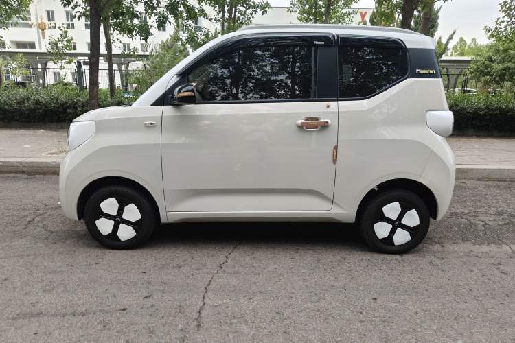 Used Wuling Hongguang MINIEV 2024 3rd Generation 215km Advanced Version Exterior 6