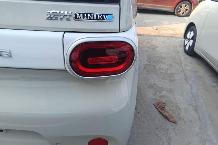 Used Wuling Hongguang MINIEV 2024 3rd Generation 215km Youth Edition Exterior 6