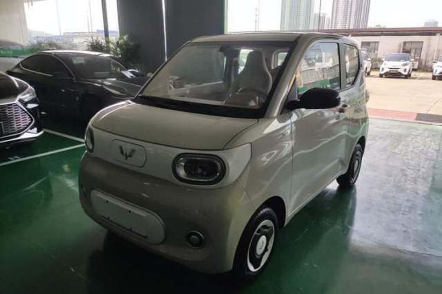 Ojetý Wuling Hongguang MINIEV 2024 3rd Generation 215km Youth Edition