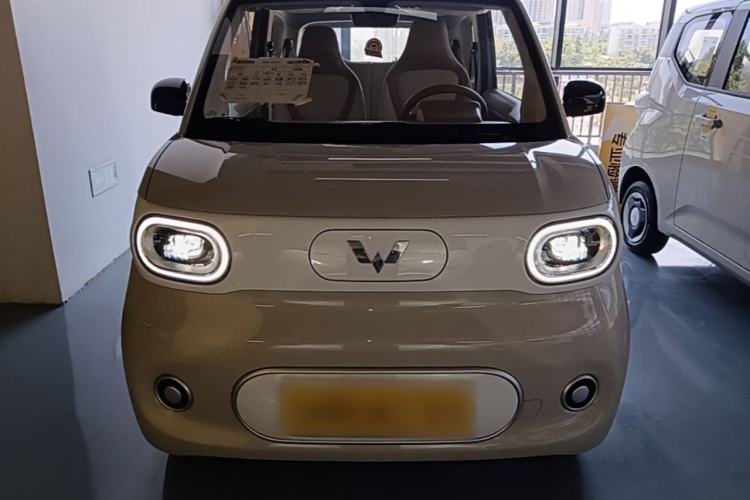 Used Wuling Hongguang MINIEV 2024 3rd Generation 215km Youth Edition Front