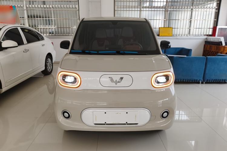 Used Wuling Hongguang MINIEV 2024 3rd Generation 215km Youth Edition Front