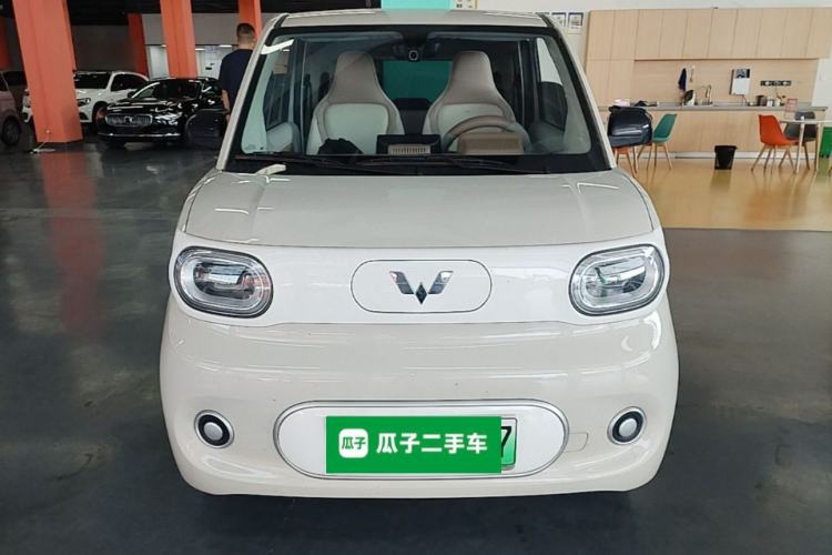 Used Wuling Hongguang MINIEV 2024 3rd Generation 215km Youth Edition Front