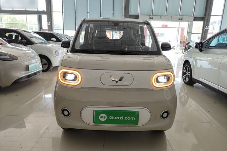 Used Wuling Hongguang MINIEV 2024 3rd Generation 215km Youth Edition Front