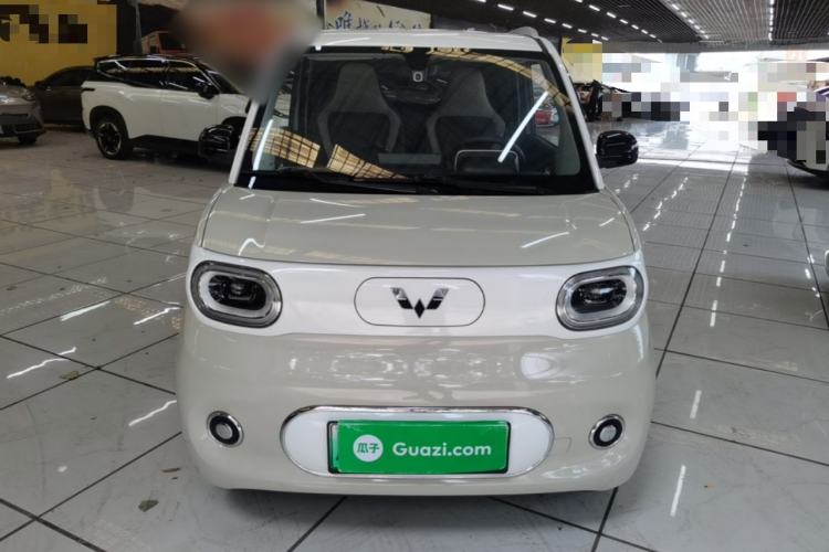 Used Wuling Hongguang MINIEV 2024 3rd Generation 215km Advanced Version Front