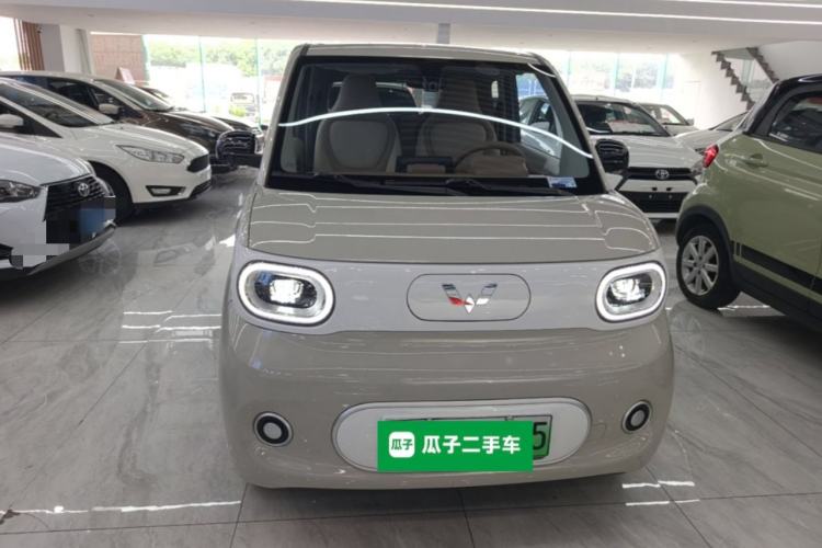 Used Wuling Hongguang MINIEV 2024 3rd Generation 215km Youth Edition Front