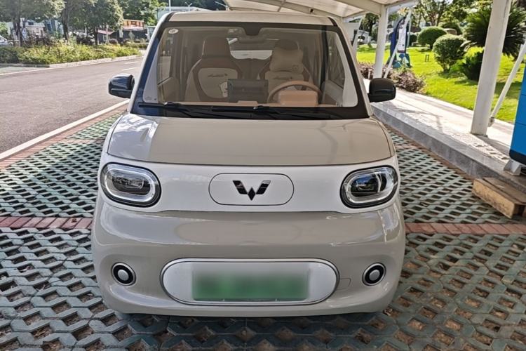 Used Wuling Hongguang MINIEV 2024 3rd Generation 215km Youth Edition Front