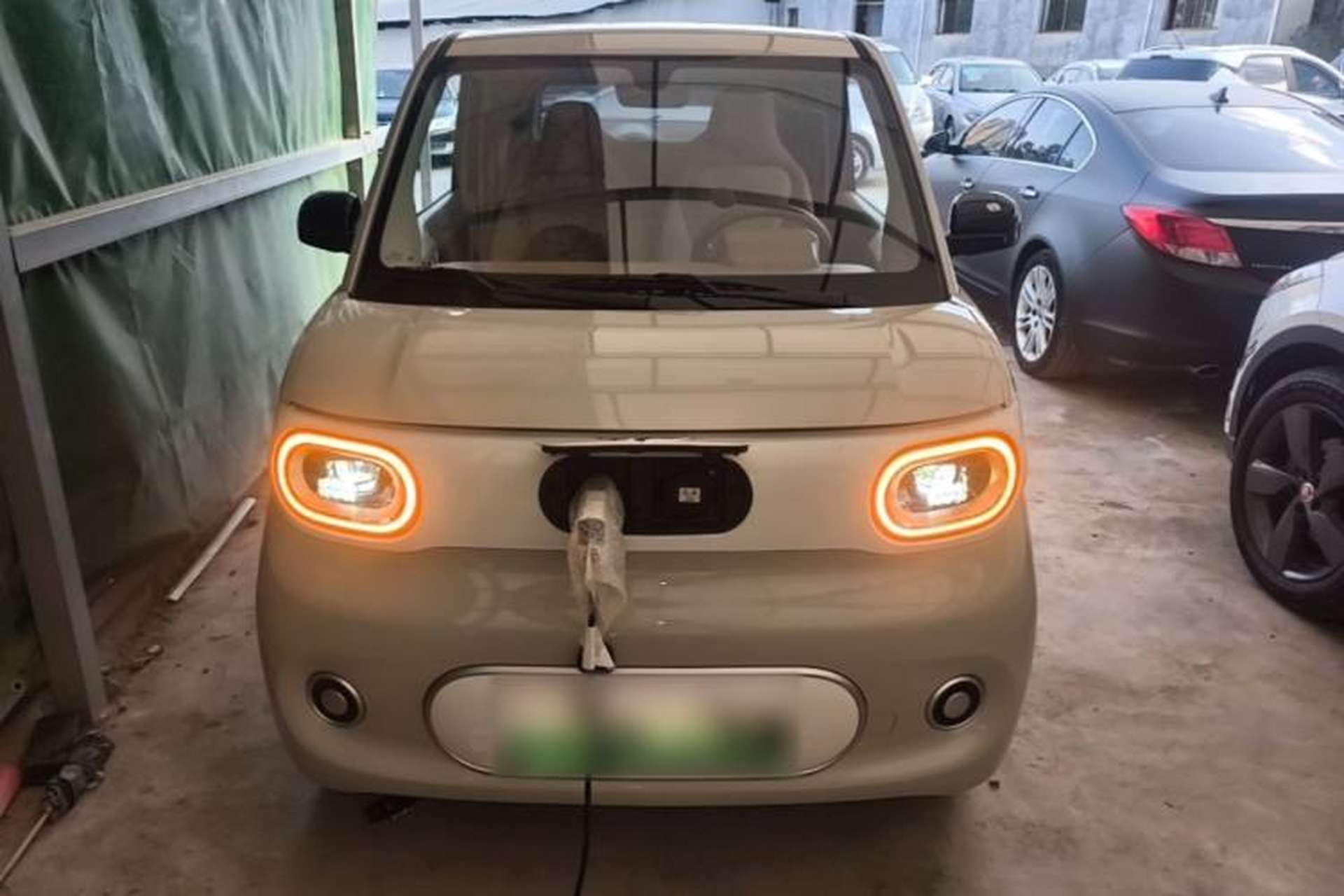 Used Wuling Hongguang MINIEV 2024 3rd Generation 215km Youth Edition Front
